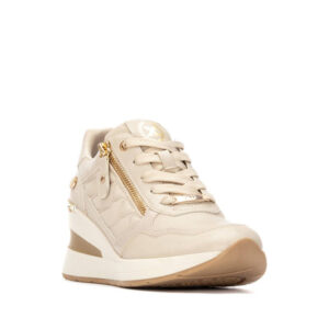 XTI 144380 μπεζ γυναικεία casual sneakers με λεπτομέρειες suede και λευκή σόλα