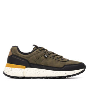 Λεπτομέρεια υλικού στα ανδρικά sneakers XTI 144693 Χακί