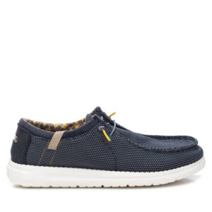 Ανδρικά casual παπούτσια Xti 143576 σε μπλε χρώμα με πλεκτό ύφασμα και λευκή σόλα.