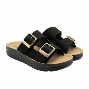 Γυναικείες ανατομικές παντόφλες La Coquette 6230 σε μαύρο χρώμα με δύο χρυσές αγκράφες και αναπαυτικό πάτο.